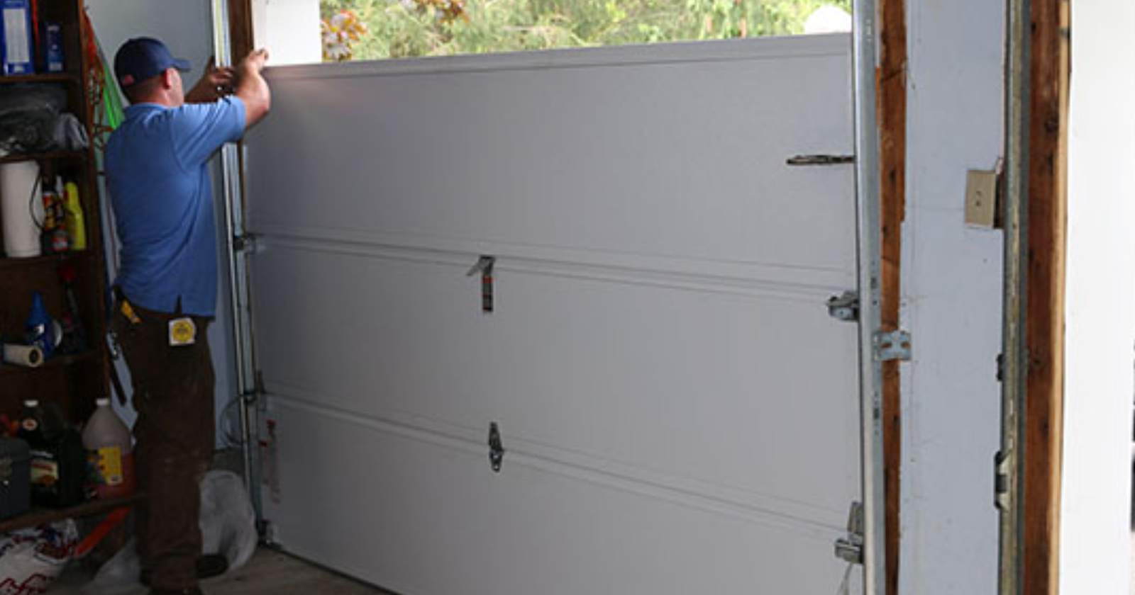 garage door installation service of Garage Door Repair Grove City Ohio expert team.