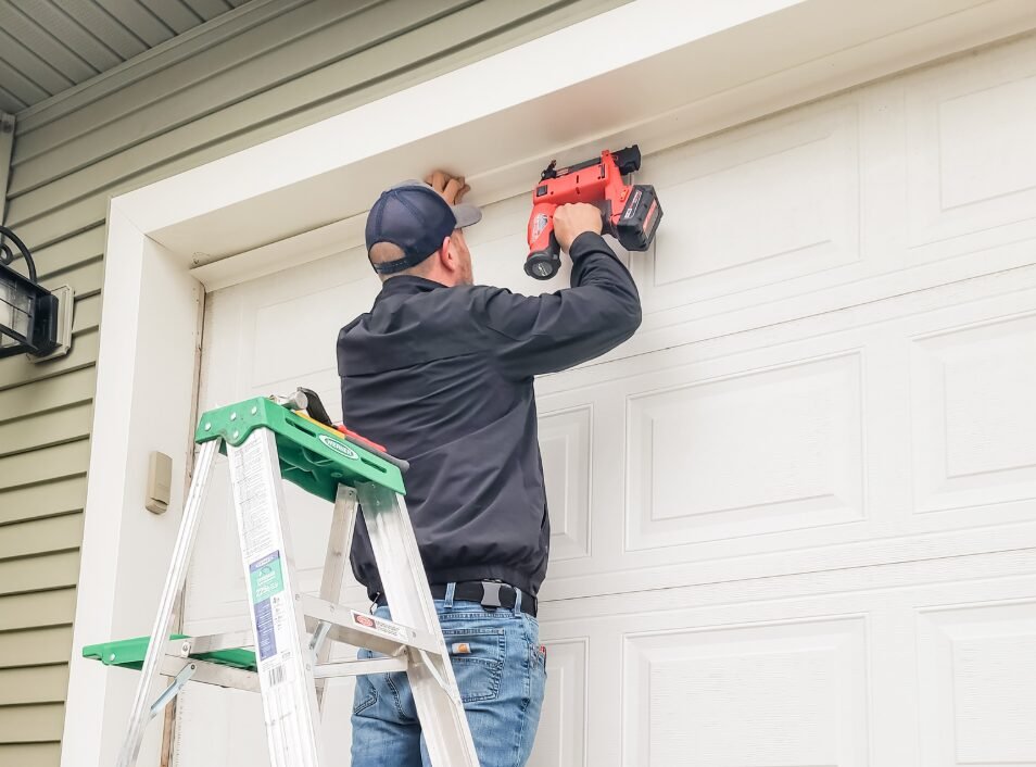 New Garage Door Installation Urbancrest